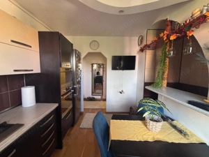 Dambu Pietros - Vanzare apartament 3 camere - Str. Magurei - imagine 3