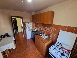 Aradului Vest, 3 camere decomandate, 2 bai, 2 balcoane, centrala gaz, - imagine 7