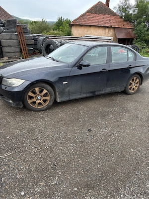 vand bmw e90 - imagine 2