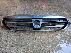 Vând grilă masca radiator Dacia Lodgy/Dokker