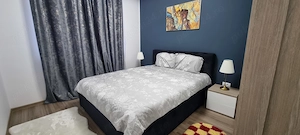 Apartament 3 camere, 2 băi, zona Tractorul