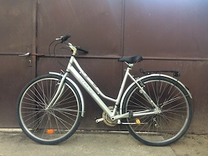 vand bicicleta aluminiu r28.