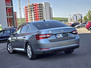 Skoda superb business de la o km cumparata din ro automata motor 2l  accept test reprezentanta   - imagine 6