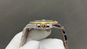 Rolex Submariner Date 116613ln 18kt and stainless gliding claps 