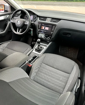 Skoda Octavia 2020 2.0tdi 150cp e6  - imagine 5