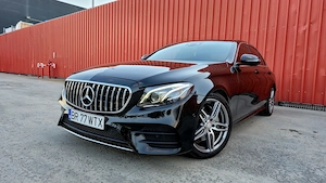 Mercedes Benz E220d AMG LINE 