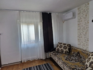 Inchiriez garsoniera centru 