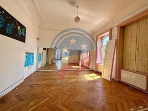 Casa de vanzare-vis-a-vis de Casa Studenților/Craiova - imagine 7