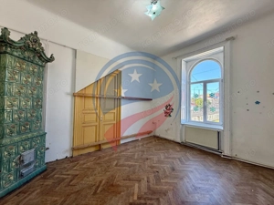 Casa de vanzare-vis-a-vis de Casa Studenților/Craiova - imagine 12