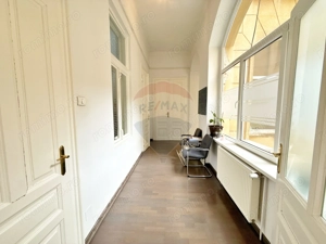 Spațiu de birouri de 190mp de vânzare în zona Central - imagine 11