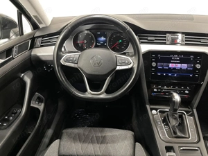 Volkswagen Passat - imagine 6