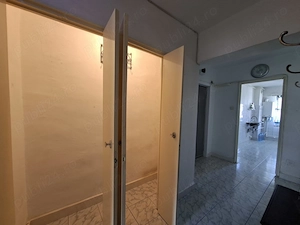 De vanzare apartament 3 camere decomandat (Decebal) - imagine 3