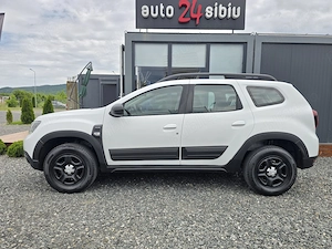 Dacia Duster 1.5 dci 4 x 4, 2021, pret cu TVA, factura fiscala.  - imagine 7