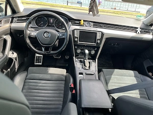 V S Passat  B8