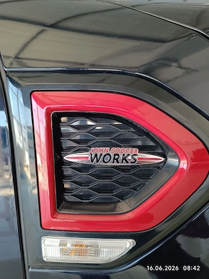 MinicountryMan ALL4 model JCW - imagine 8