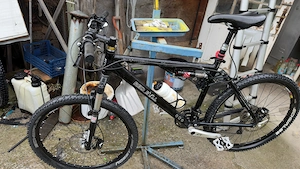 Bicicletă MTB full suspension 26"   Echipare FULL Shimano Deore XT 3x10 - imagine 5