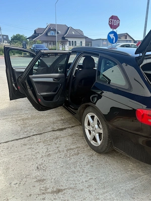     Audi A4 Avant 2.0 TDI 170 CP, Euro 5, Webasto (încălzire din telecomandă) - imagine 7