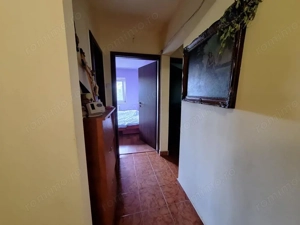 Oportunitate! Apartament 3 camere - decomandat - etaj 3 - Aradului - imagine 7