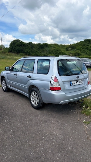 Subaru Forestar 4 4  De 2 L Benzina  - imagine 3