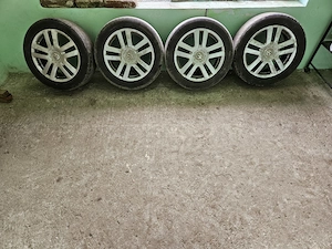 jante cu anvelope originale VW Passat B5 VW Passat B5.5 VW Passat B6 VW Passat B7 VW Passat B8, etc;