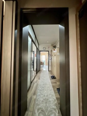 Apartament modern, 3 camere, decomandat, 61 mp utili, mobilat - Giroc - imagine 10
