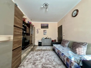Apartament modern, 3 camere, decomandat, 61 mp utili, mobilat - Giroc - imagine 6