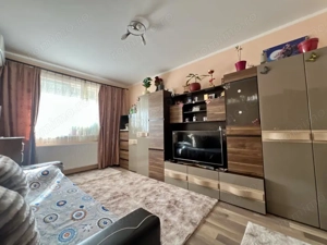 Apartament modern, 3 camere, decomandat, 61 mp utili, mobilat - Giroc - imagine 5