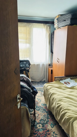 Apartament 3 camere zona Ozana - imagine 2