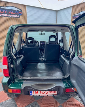SUZUKI JIMNY 1,3 Benzina . 86 Cp . 4x4 la buton . Garantie 12 luni . Buy-Back . Test-Drive . Livrare - imagine 6