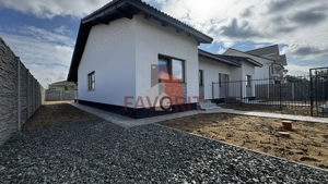 Duplex pe Parter | 2 bai | Teren generos | Toate utilitatile - imagine 2