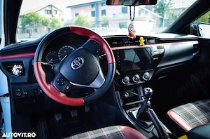 Toyota Corolla 2015 - imagine 3
