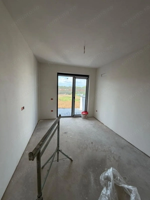 Apartament 1 Camera Bloc Nou- zona Plopi- Comision 0% - imagine 19