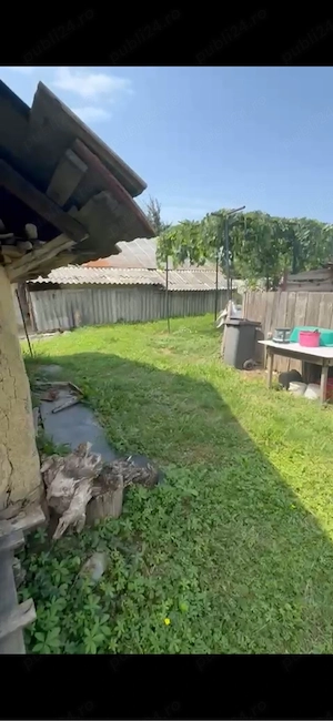 Bună ziua vând casă bătrânească plus pământ 6000mp la intrare în Simionesti la strada principala  Ga - imagine 3
