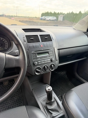 Volkswagen Polo 1.4 TDI   101.600 km reali | Proprietar unic  - imagine 4