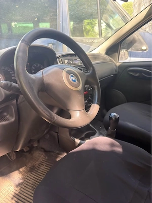 Fiat Punto 2005 1.3 diesel - imagine 4