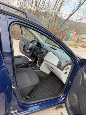 Dacia Logan MCV 1.2 Benzină   2014 - imagine 5