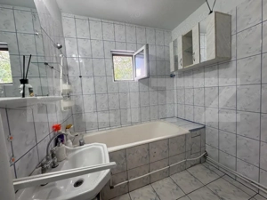 Apartament 2 camere, 50 mp, zona Nicolina - imagine 9