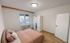 De vanzare apartament cu 2 camere in zona Lipovei