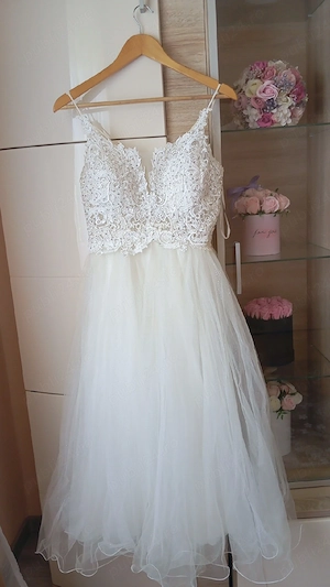 Vand rochie de mireasa 