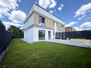 Finalizat! Casa duplex 4 camere 2 bai zona Bucium