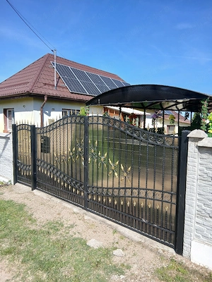 Casă de locuit 