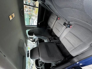 Volkswagen Touran - imagine 5