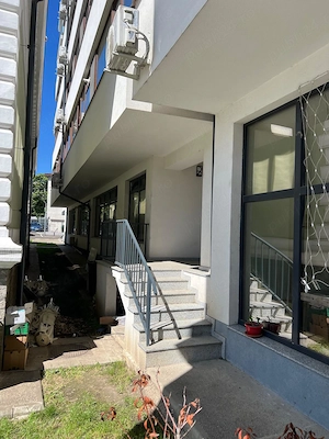 SPATIU COMERCIAL LANGA NOD CAFE zonă centrală, bloc nou, loc de parcare inclus - imagine 2