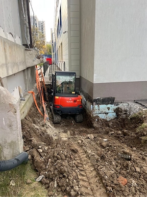Miniexcavator si basculanta - fundatii, sapaturi, fose, demolari