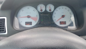 Vând urgent Peugeot 307 SW, 270000 km reali, an 2007, motor 1.6 diesel inmatriculată în România - imagine 4
