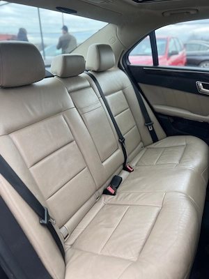 MERCEDES E250 CDI Rate Livrare gratuita Garantie Buy-back - imagine 6