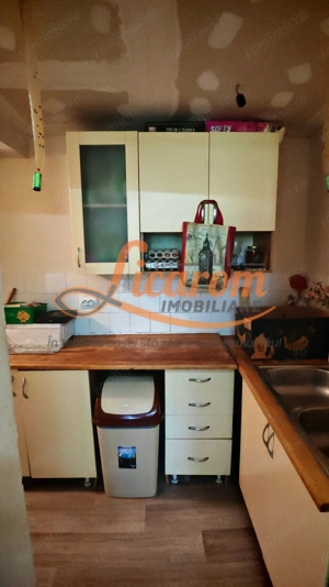 CASA SASEASCA comuna VULCAN,zona foarte buna,teren 3000 mp - imagine 6