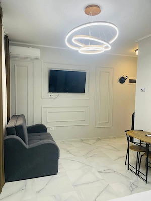 Studio ""Prima Linie la Mamaia"" - imagine 3