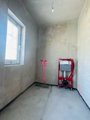 Duplex despartit prin camera tehnica - 5 camere - zona foarte buna-Mosnita Noua - imagine 15