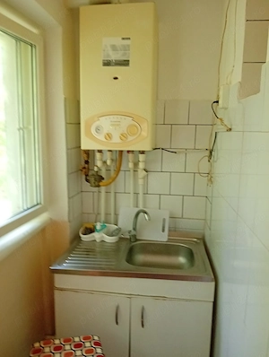 Persoană fizică vînd apartament1cameră,confort I decomandat, et.1 din4,liceul Pedagogic, Hipodrom. - imagine 5